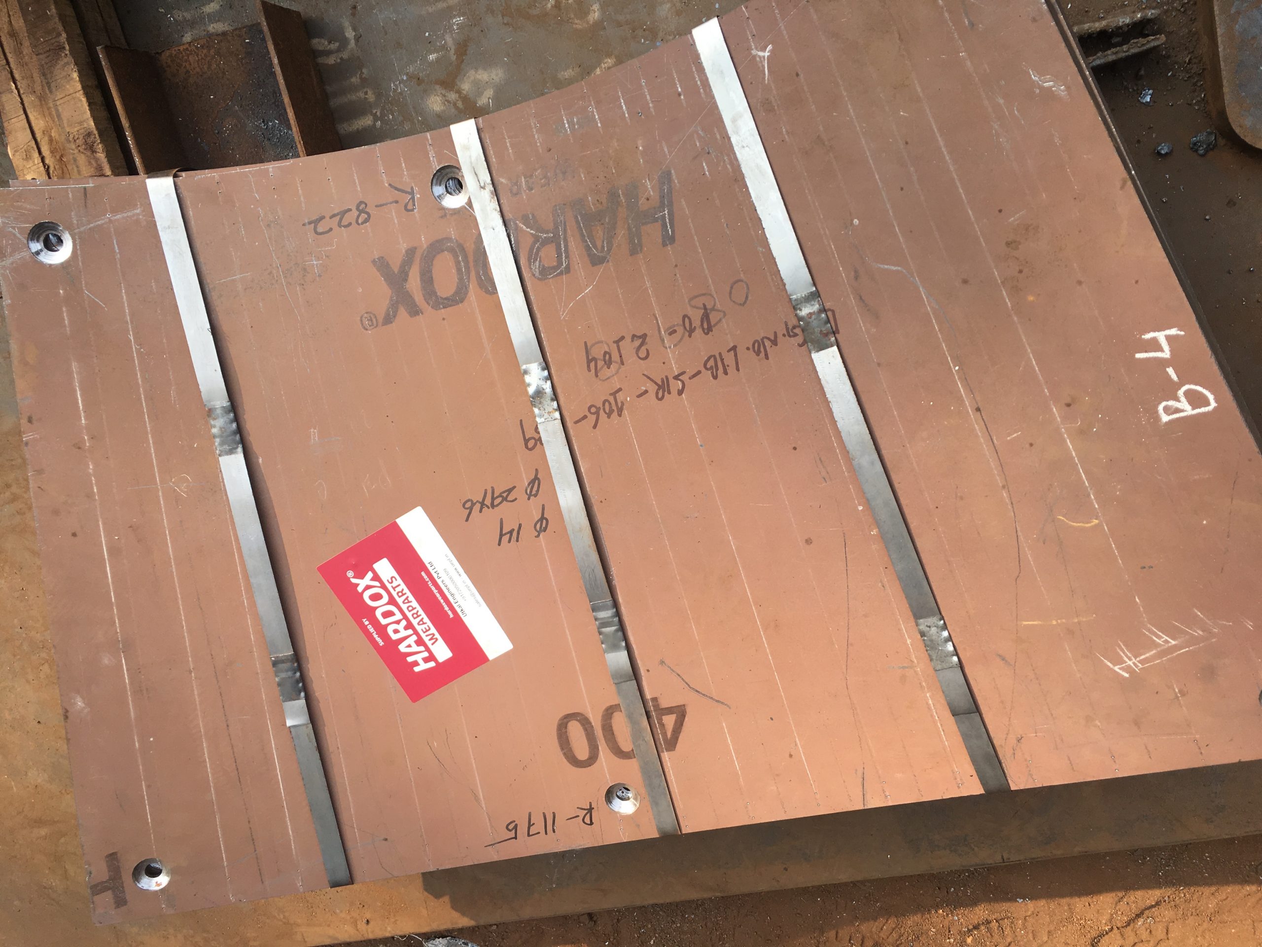 Tấm thép Chịu mài mòn dày 5 ly